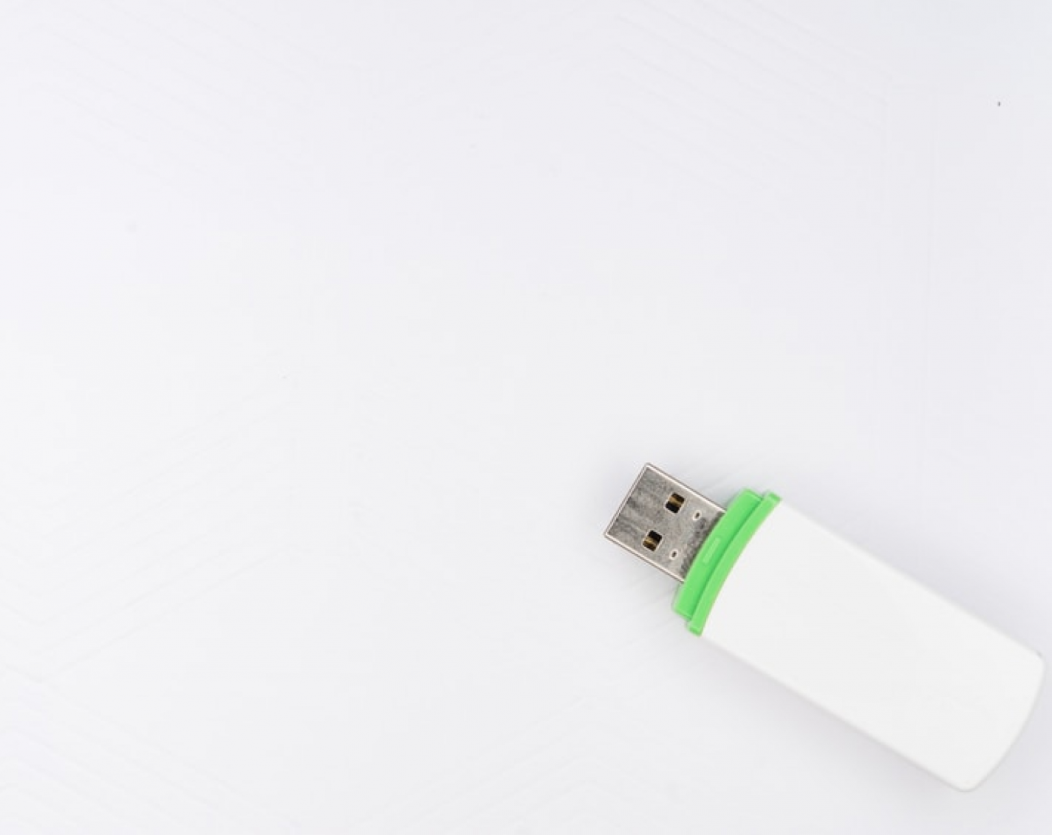 Флешка нет места. Хранилище USB флешки. USB-червь PLUGX.